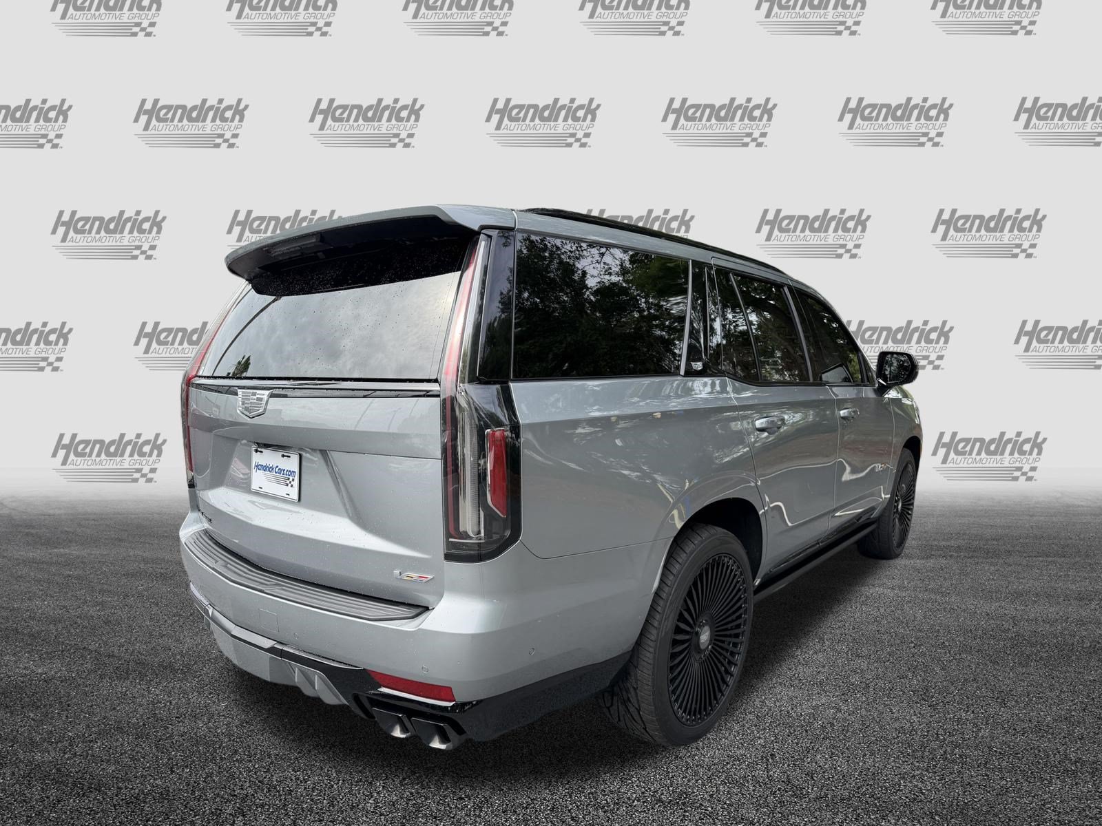 Used 2024 Cadillac Escalade V w/ LPO, ONYX Package AWD/4WD image 9