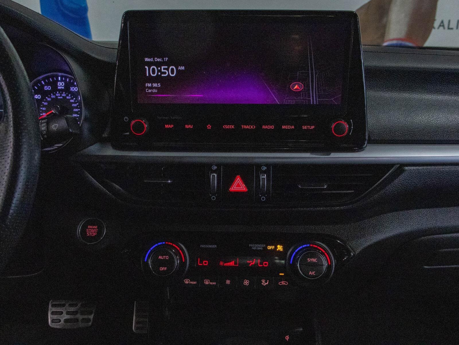 Used 2024 Kia Forte GT-Line w/ GT-Line Premium Package image 4