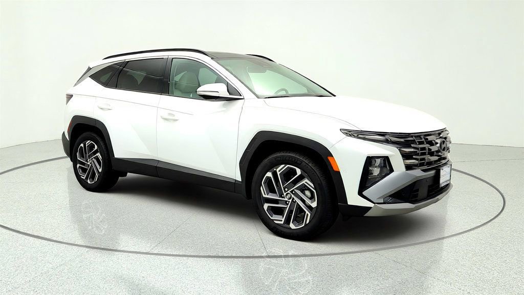 Used 2025 Hyundai Tucson Limited AWD/4WD image 3