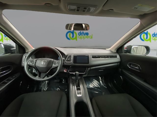 Used 2017 Honda HR-V EX image 29