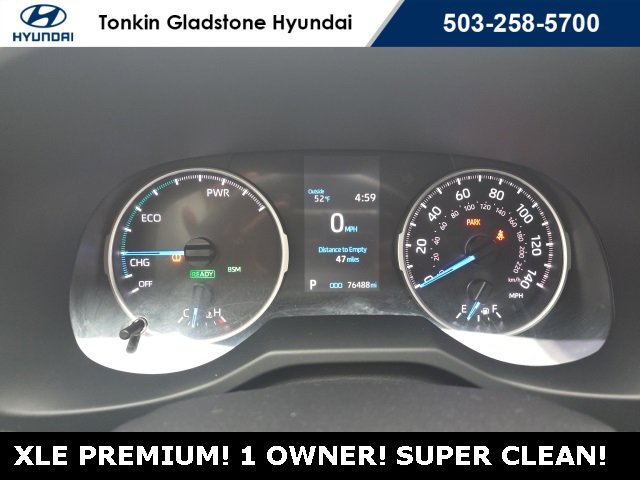 Used 2022 Toyota RAV4 XLE Premium image 12