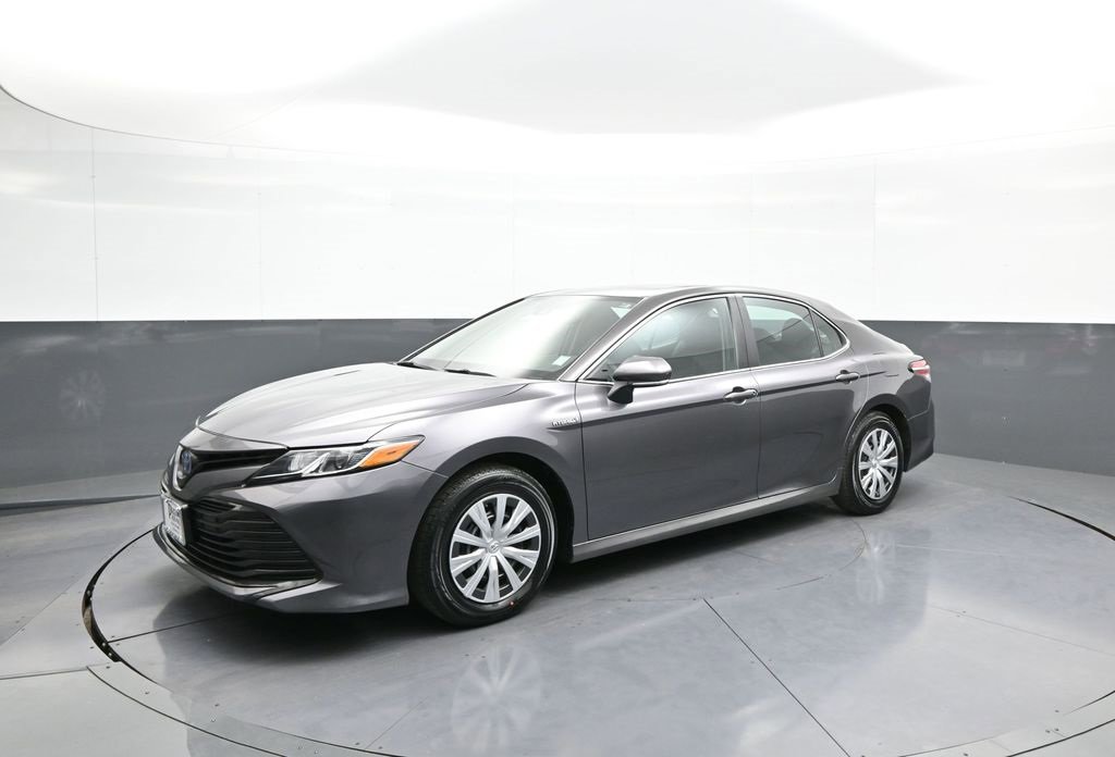 Certified 2019 Toyota Camry LE image 10