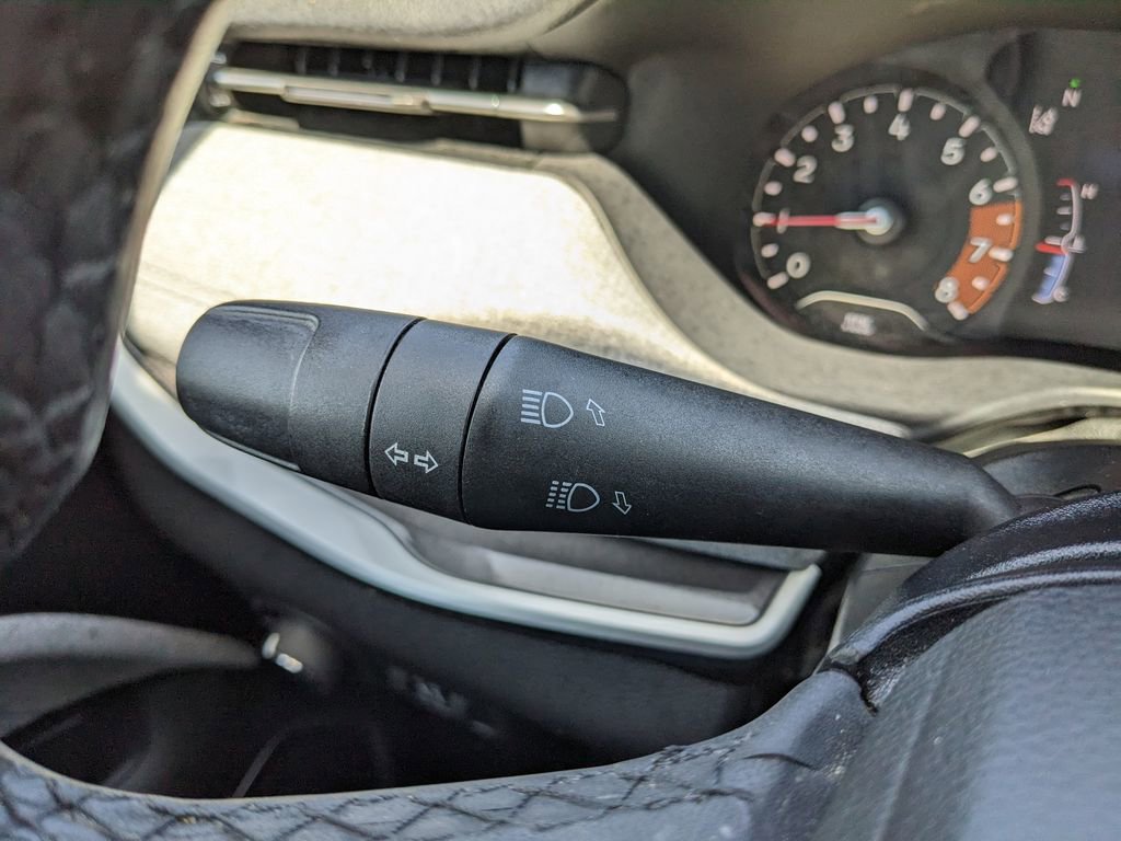 Used 2024 Jeep Compass Latitude AWD/4WD image 48