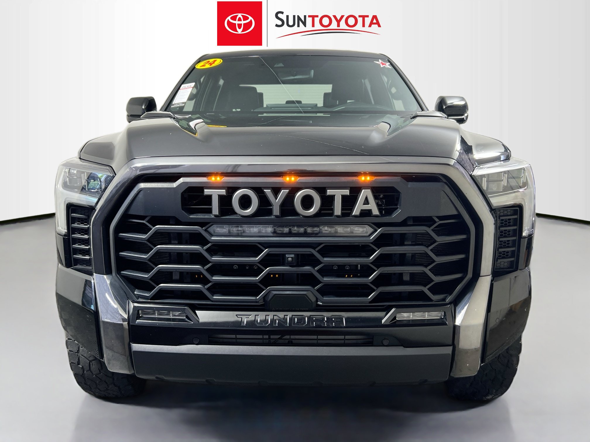 Used 2024 Toyota Tundra Platinum AWD/4WD image 10