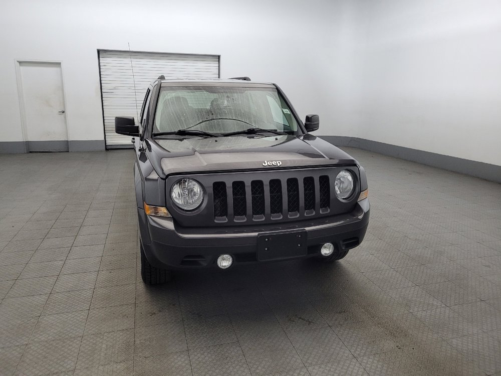 Used 2017 Jeep Patriot Latitude image 14