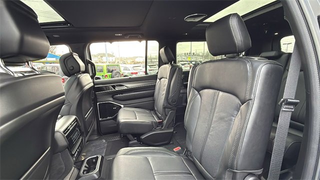 New 2026 Jeep Grand Wagoneer L Limited image 30