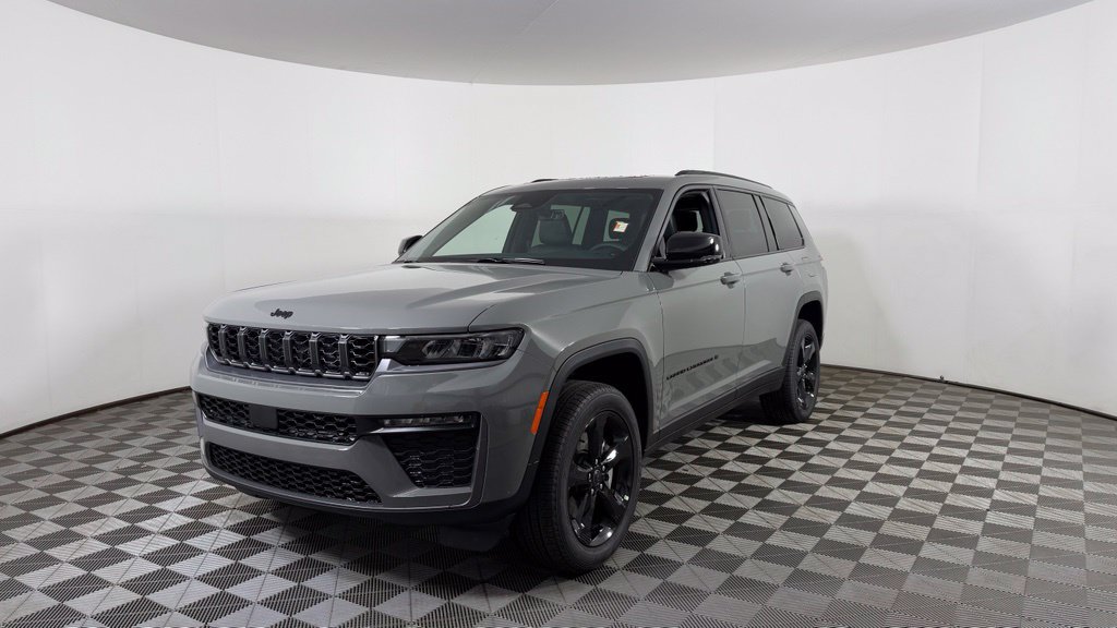 New 2027 Jeep Grand Cherokee L Limited AWD/4WD image 3