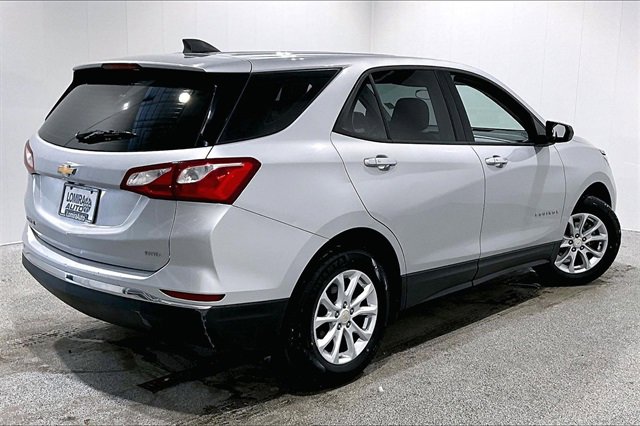 Used 2018 Chevrolet Equinox LS image 5
