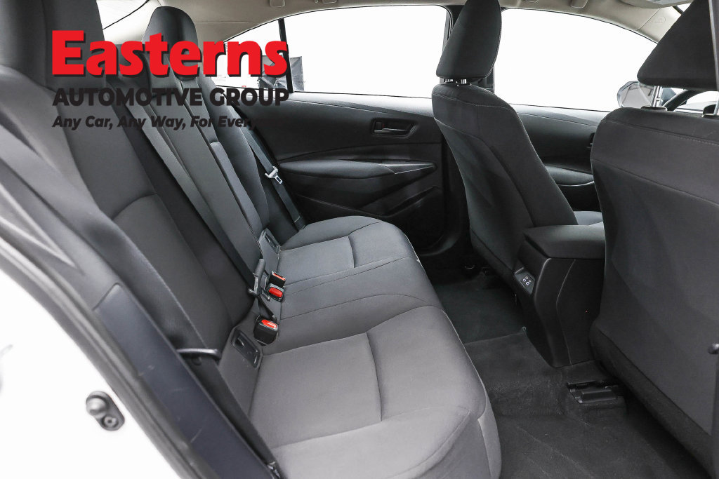 Used 2025 Toyota Corolla LE FWD image 21