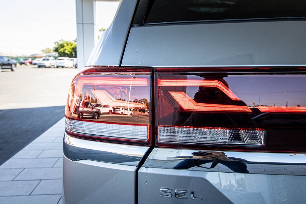 New 2026 Volkswagen Atlas SEL Premium R-Line image 14