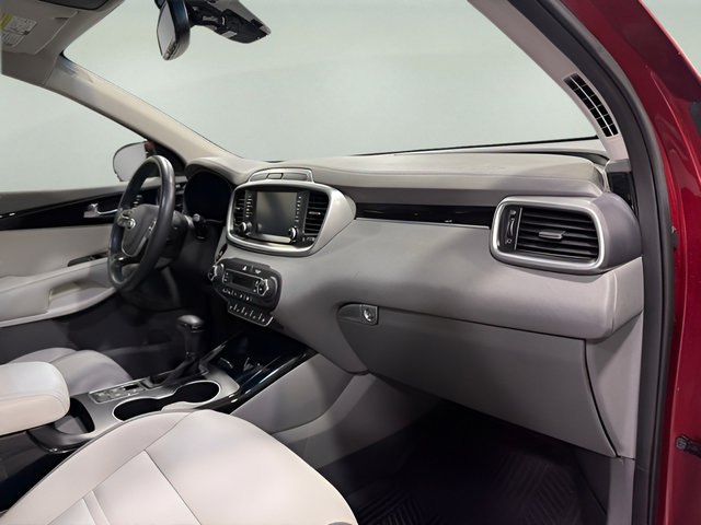 Used 2019 Kia Sorento SX w/ SX Touring Package FWD image 16