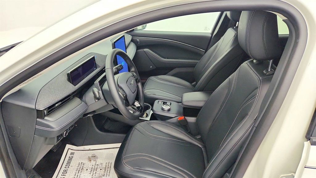 Used 2024 Ford Mustang Mach-E Premium image 19