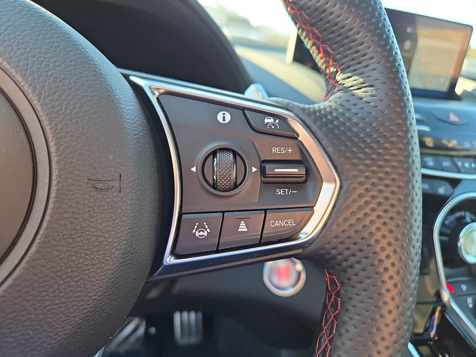 Certified 2025 Acura RDX A-Spec image 25