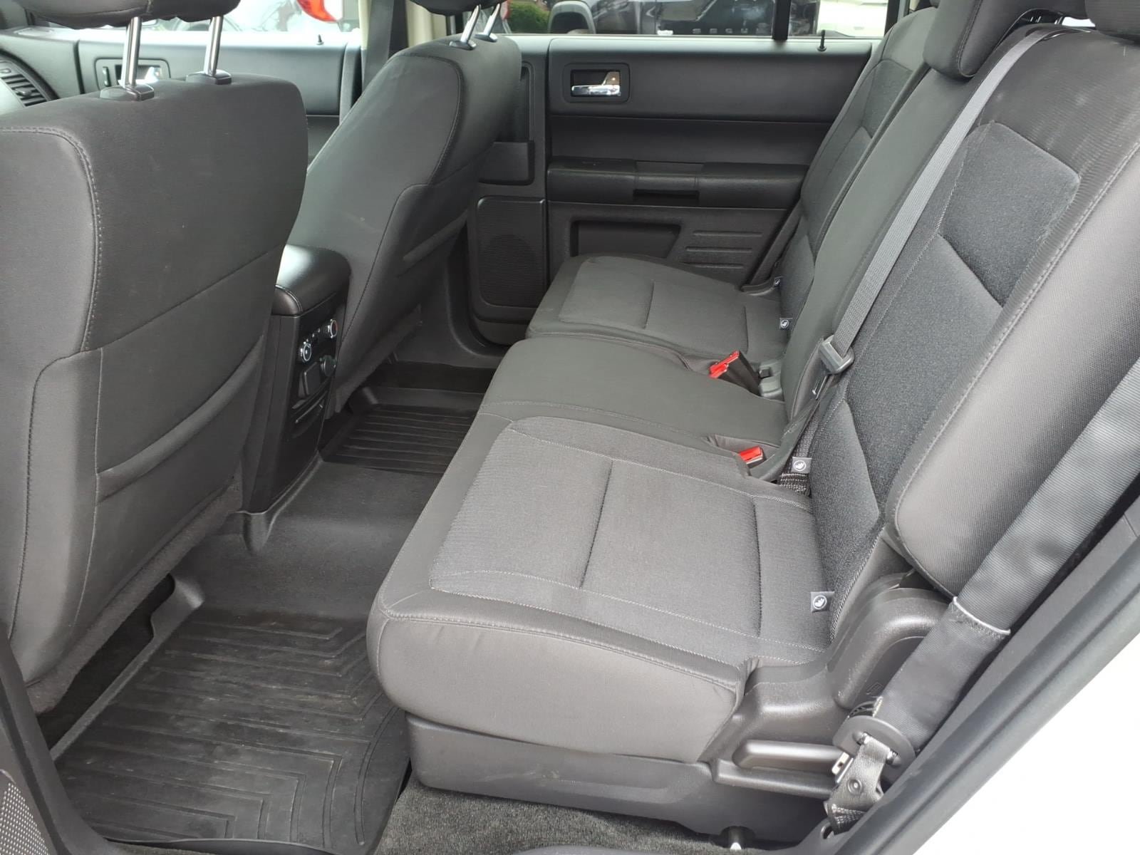 Used 2015 Ford Flex SE FWD image 13