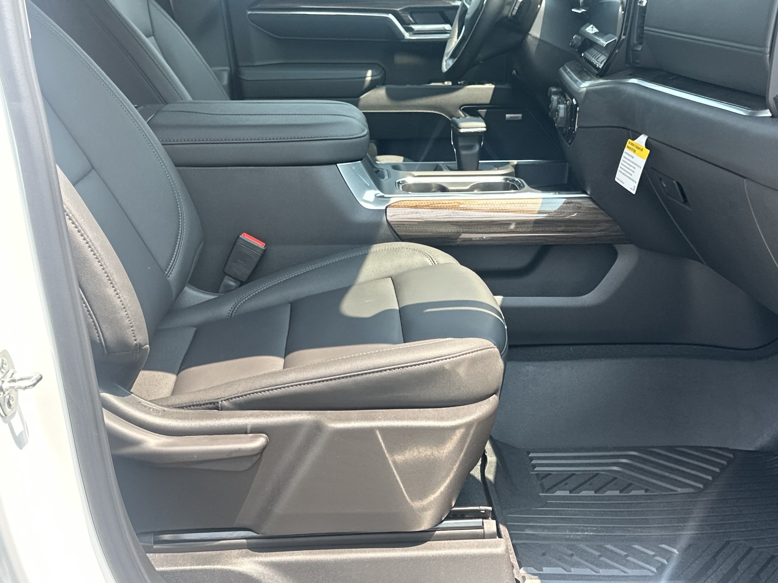 New 2026 Chevrolet Silverado 1500 LT Trail Boss w/ Convenience Package II AWD/4WD image 13