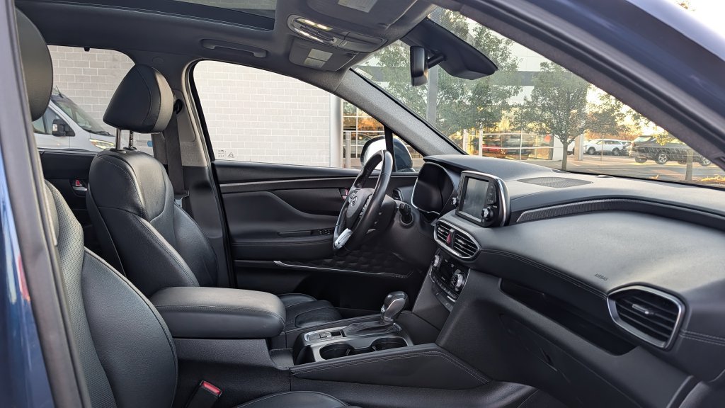 Used 2019 Hyundai Santa Fe Limited AWD/4WD image 13