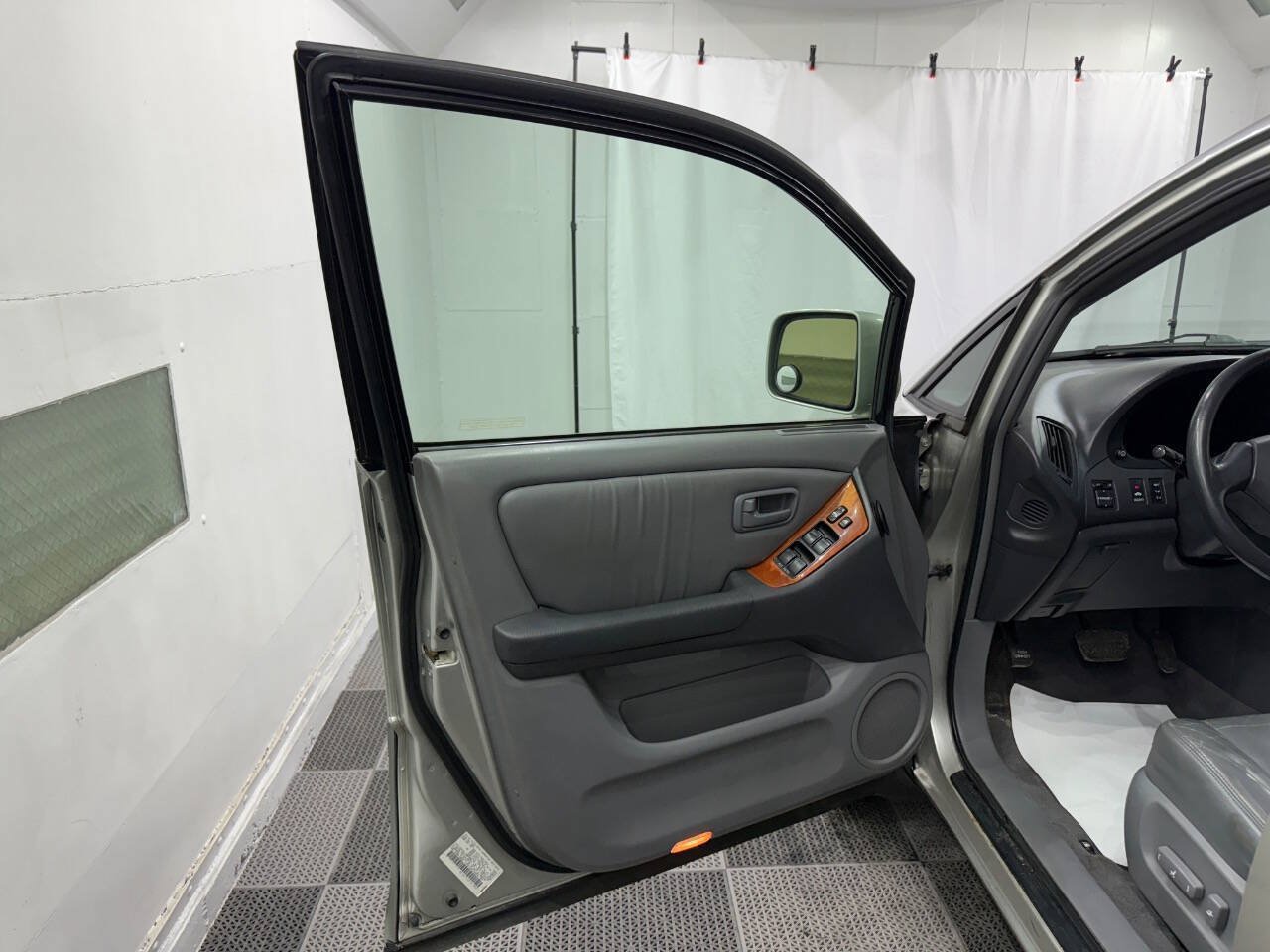 Used 2000 Lexus RX 300 4WD image 25
