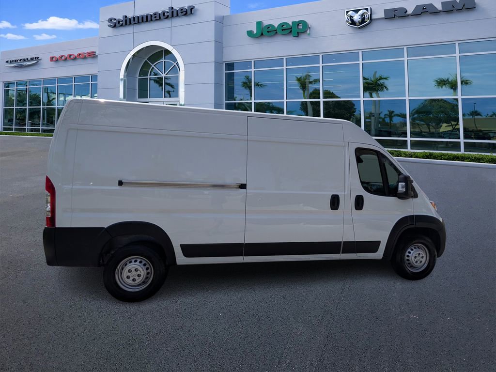 Used 2025 RAM ProMaster 2500 w/ Convenience Group FWD image 8
