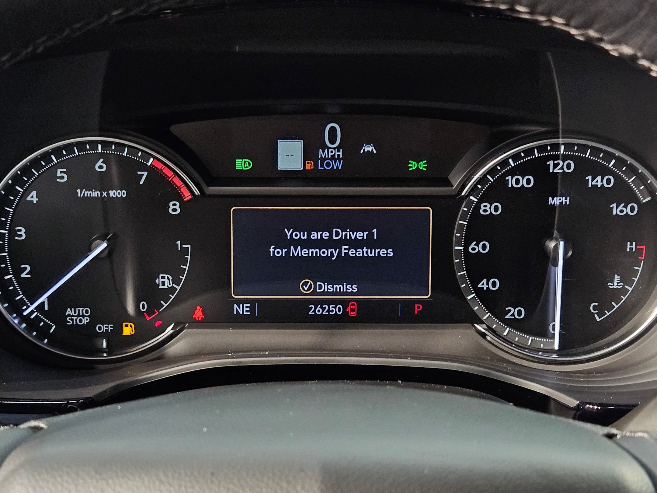 Used 2025 Cadillac XT6 Premium Luxury image 15