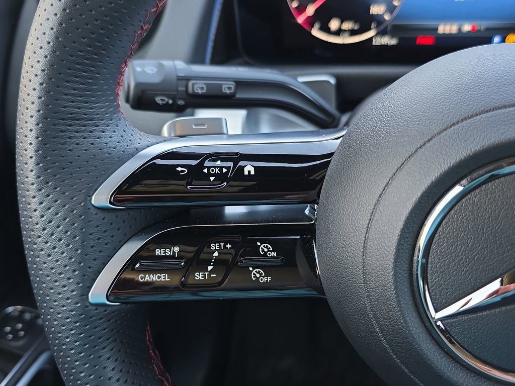 Certified 2025 Mercedes-Benz GLB 250 GLB 250 image 24