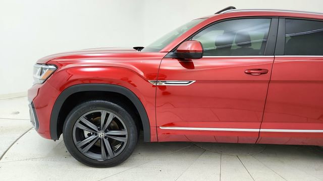 Used 2021 Volkswagen Atlas Cross Sport SE w/ Panoramic Sunroof Package image 9