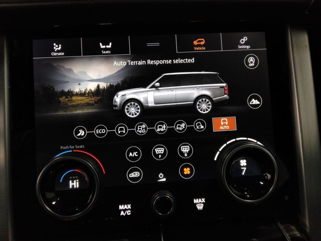 Used 2020 Land Rover Range Rover Long Wheelbase HSE image 22