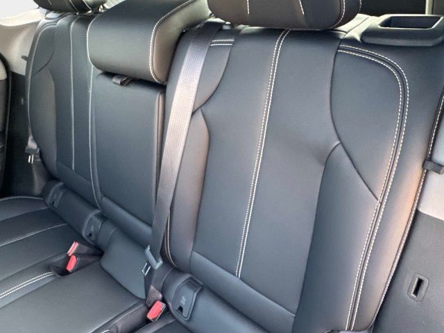 New 2027 Cadillac Optiq Sport w/ LPO, Floor Liner Package AWD/4WD image 12