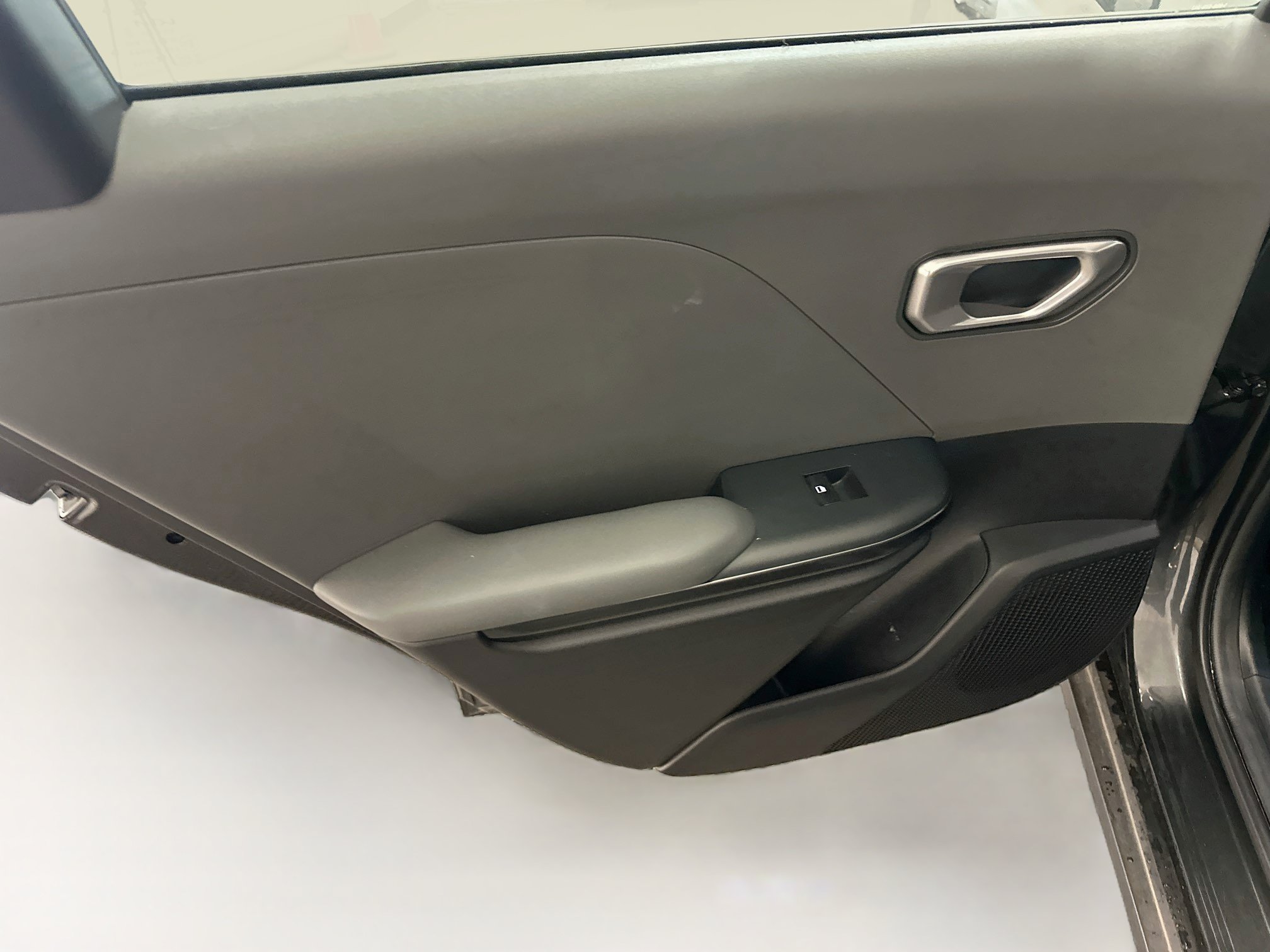 Used 2025 Kia K4 FWD image 27