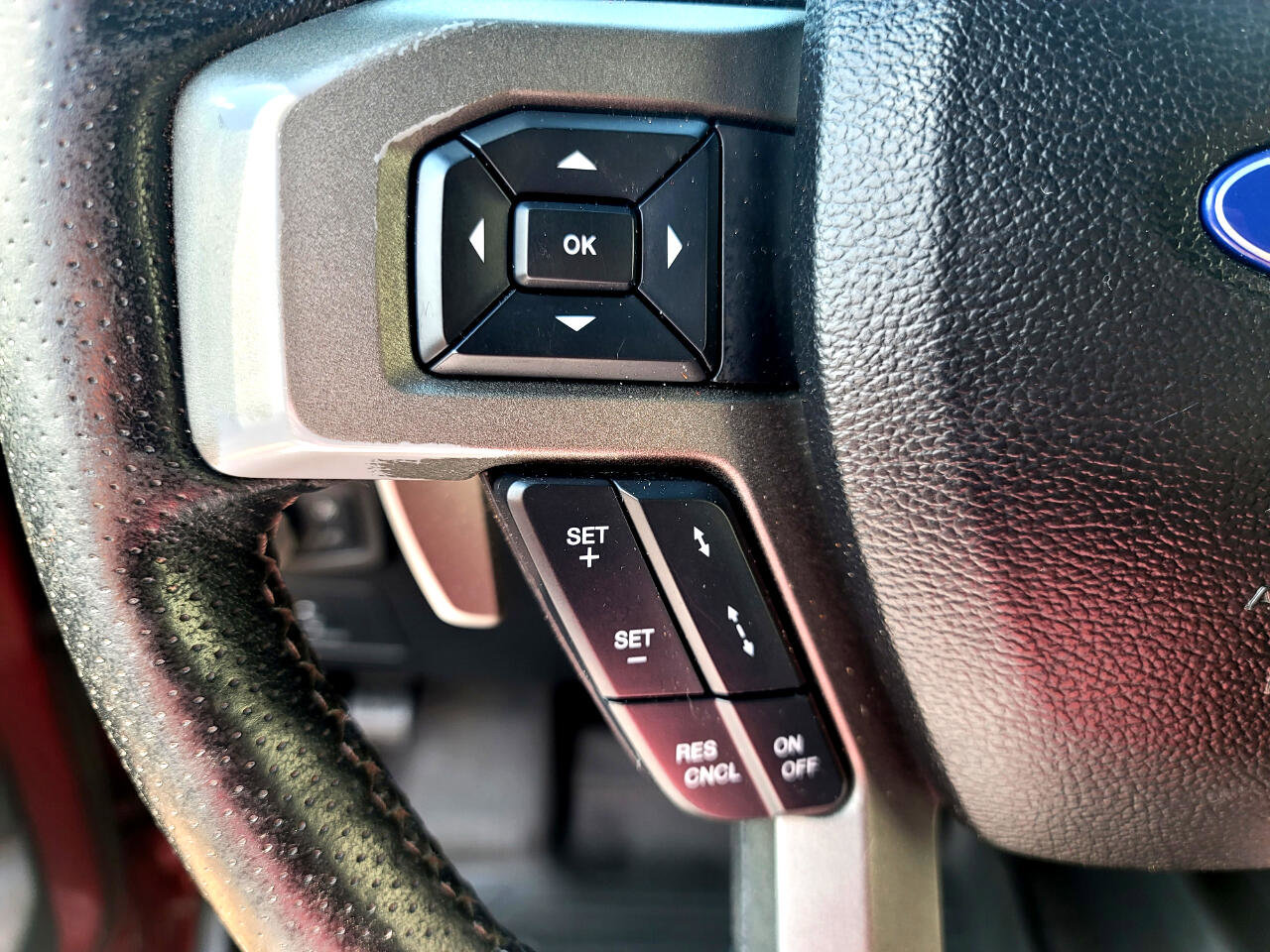 Used 2018 Ford F150 Raptor w/ Equipment Group 802A Luxury image 14