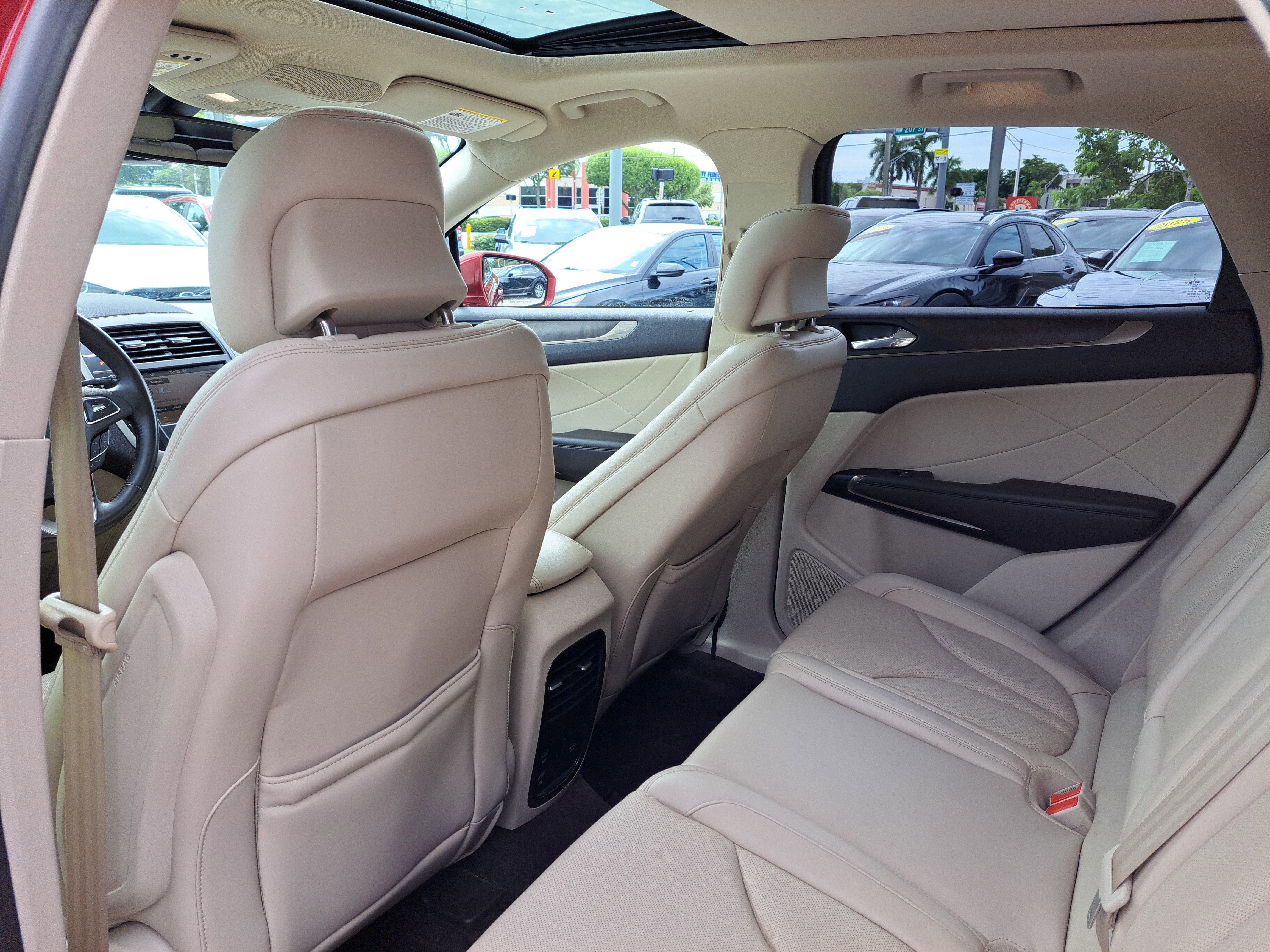 Used 2019 Lincoln MKC Reserve w/ MKC Technology Package image 7