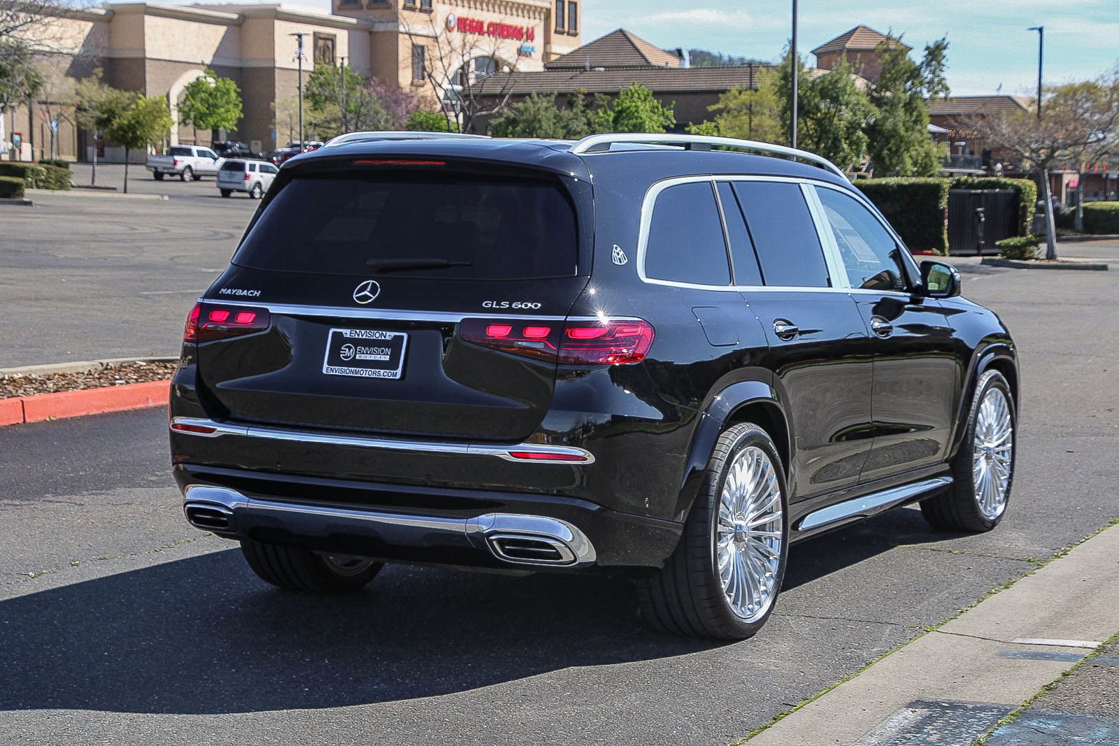 Certified 2024 Mercedes-Benz Maybach GLS 600 4MATIC image 9