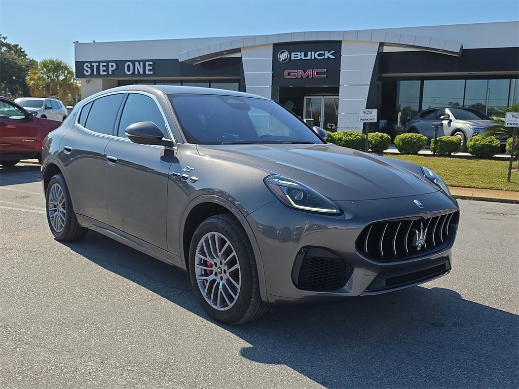 Used 2023 Maserati Grecale GT image 9
