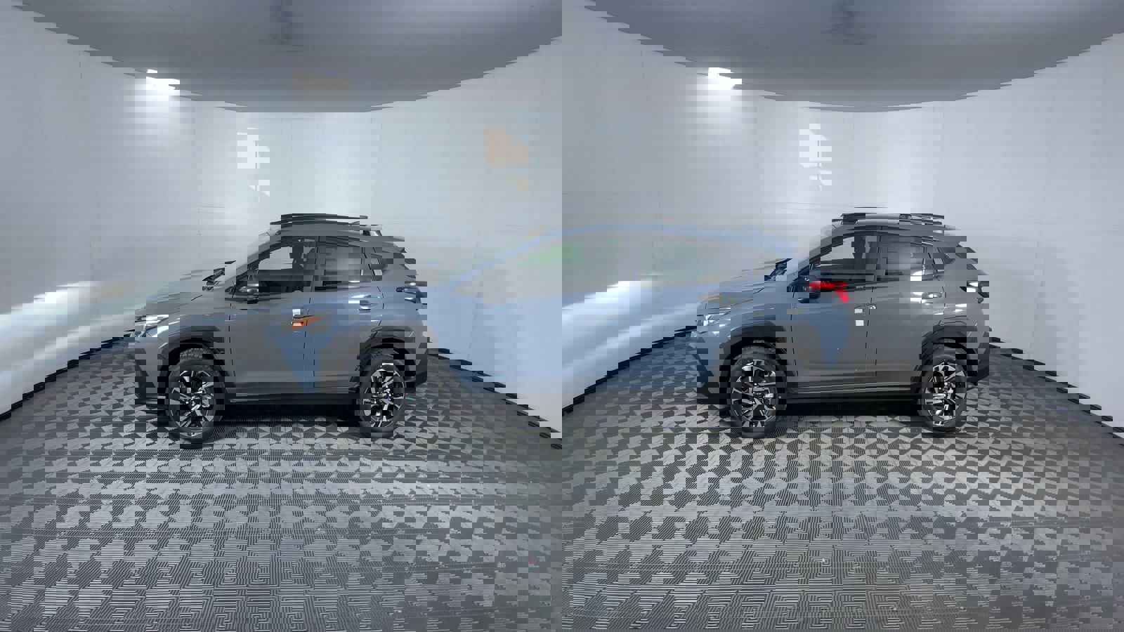 Used 2025 Subaru Crosstrek 2.5i Premium w/ Crosstrek Mirror Package image 5