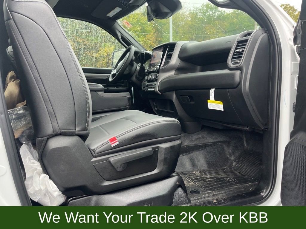 Used 2025 RAM 5500 Tradesman image 17