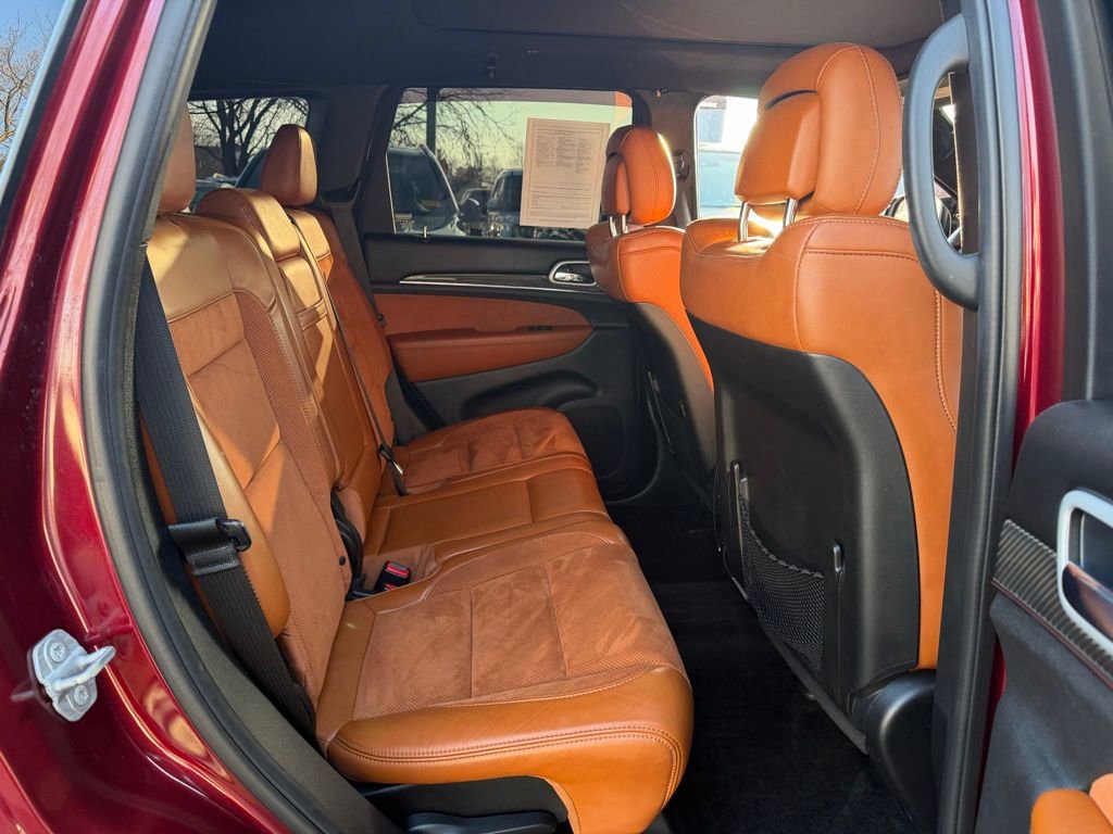 Used 2018 Jeep Grand Cherokee SRT image 19