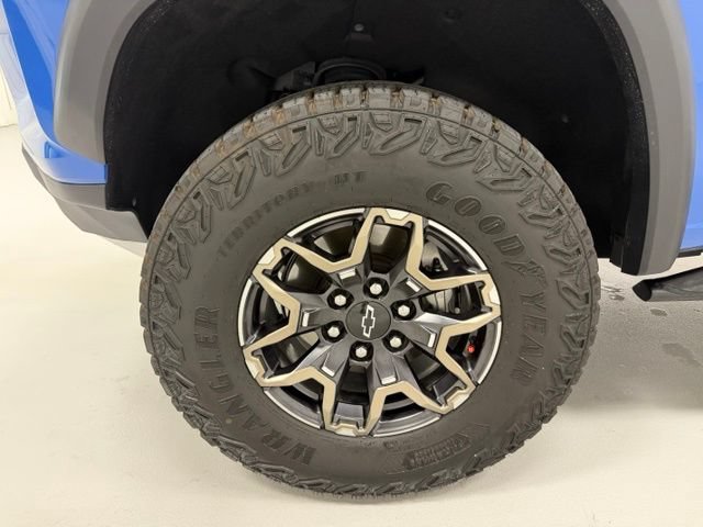 Certified 2025 Chevrolet Colorado ZR2 w/ Technology Package AWD/4WD image 22