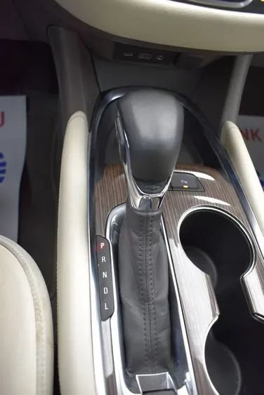 Used 2024 Chevrolet Malibu LT FWD image 34