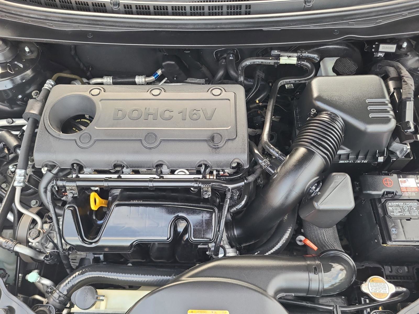 Used 2010 Kia Forte EX image 23