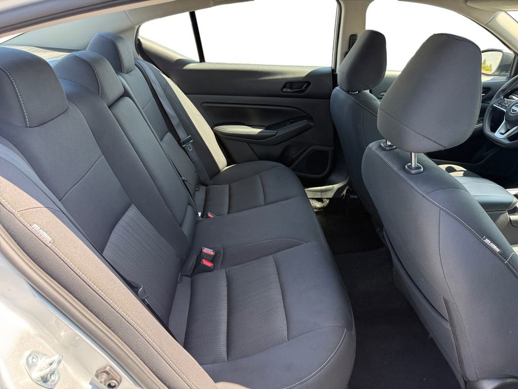 Used 2024 Nissan Altima 2.5 SV FWD image 18