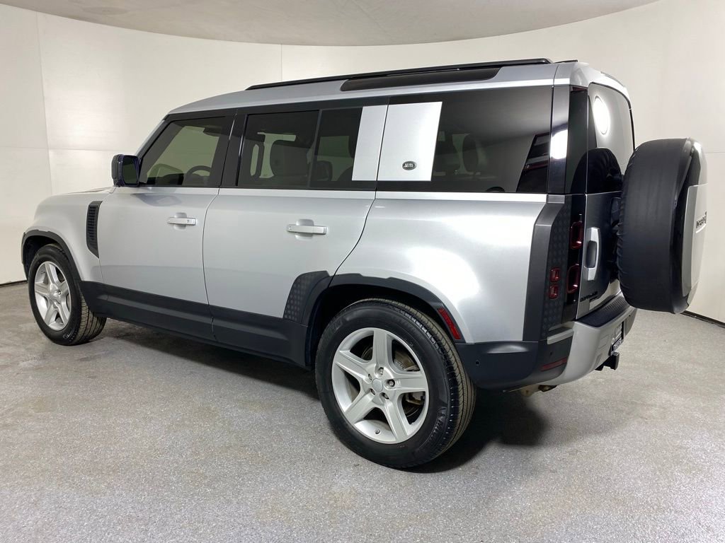 Used 2020 Land Rover Defender 110 SE image 7