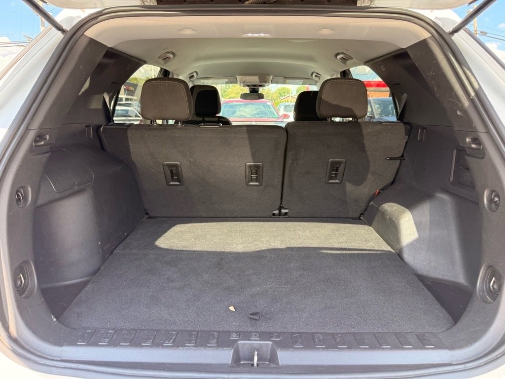 Used 2023 Chevrolet Equinox LT image 22