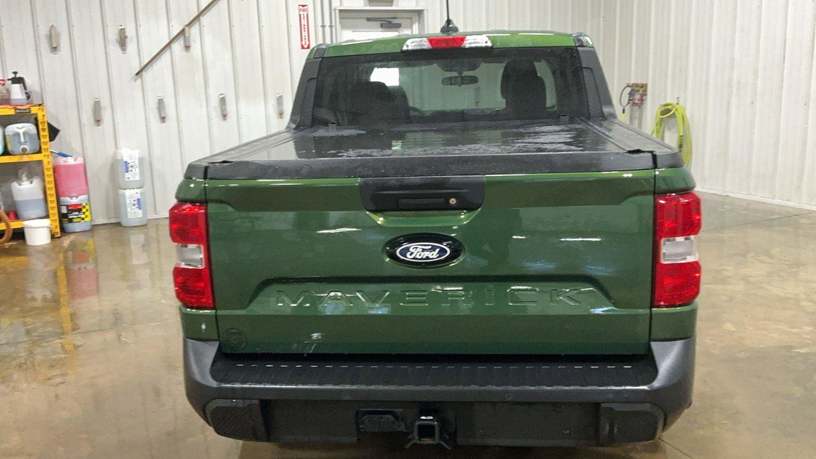 Certified 2025 Ford Maverick XLT w/ XLT Luxury Package image 7