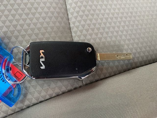 Used 2023 Kia Soul LX image 26