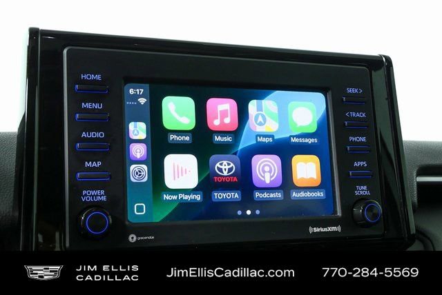 Used 2022 Toyota RAV4 XLE Premium image 16