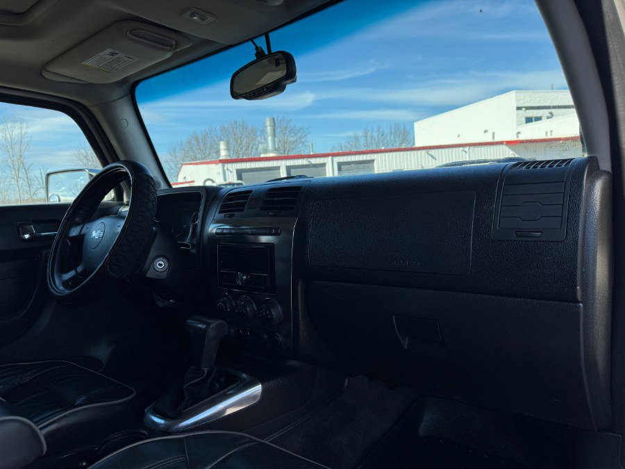 Used 2006 HUMMER H3 4dr 4WD SUV image 20