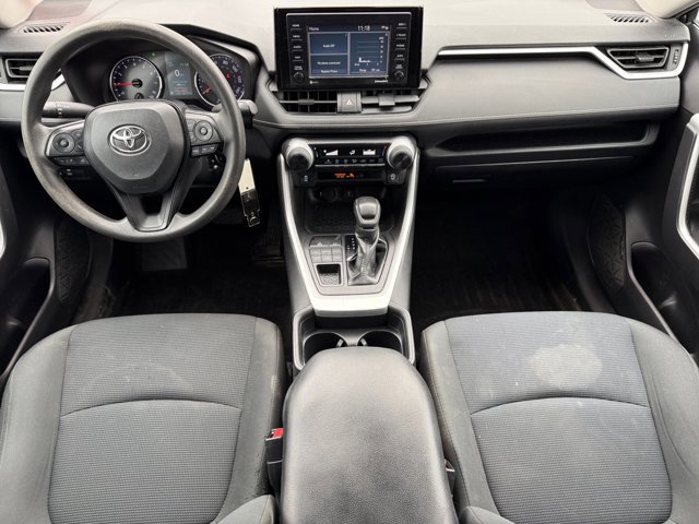 Used 2020 Toyota RAV4 LE image 10