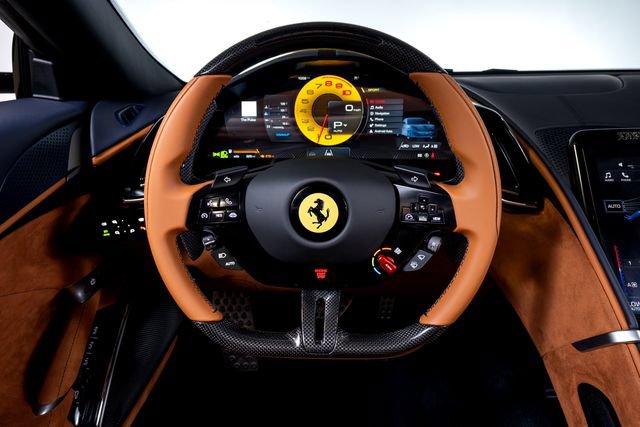 Used 2026 Ferrari Roma Spider RWD image 6