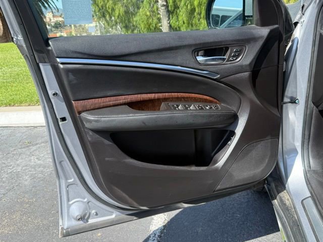 Used 2017 Acura MDX FWD image 7