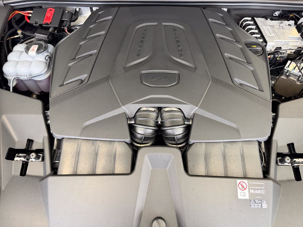 New 2026 Porsche Cayenne S AWD/4WD image 27