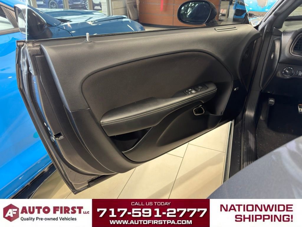 Used 2023 Dodge Challenger SRT Hellcat RWD image 9